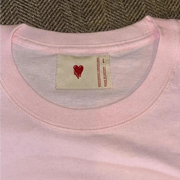 emotionally unavailable made to satisfy pink heart logo short sleeve tee shirt - Picture 7 of 9